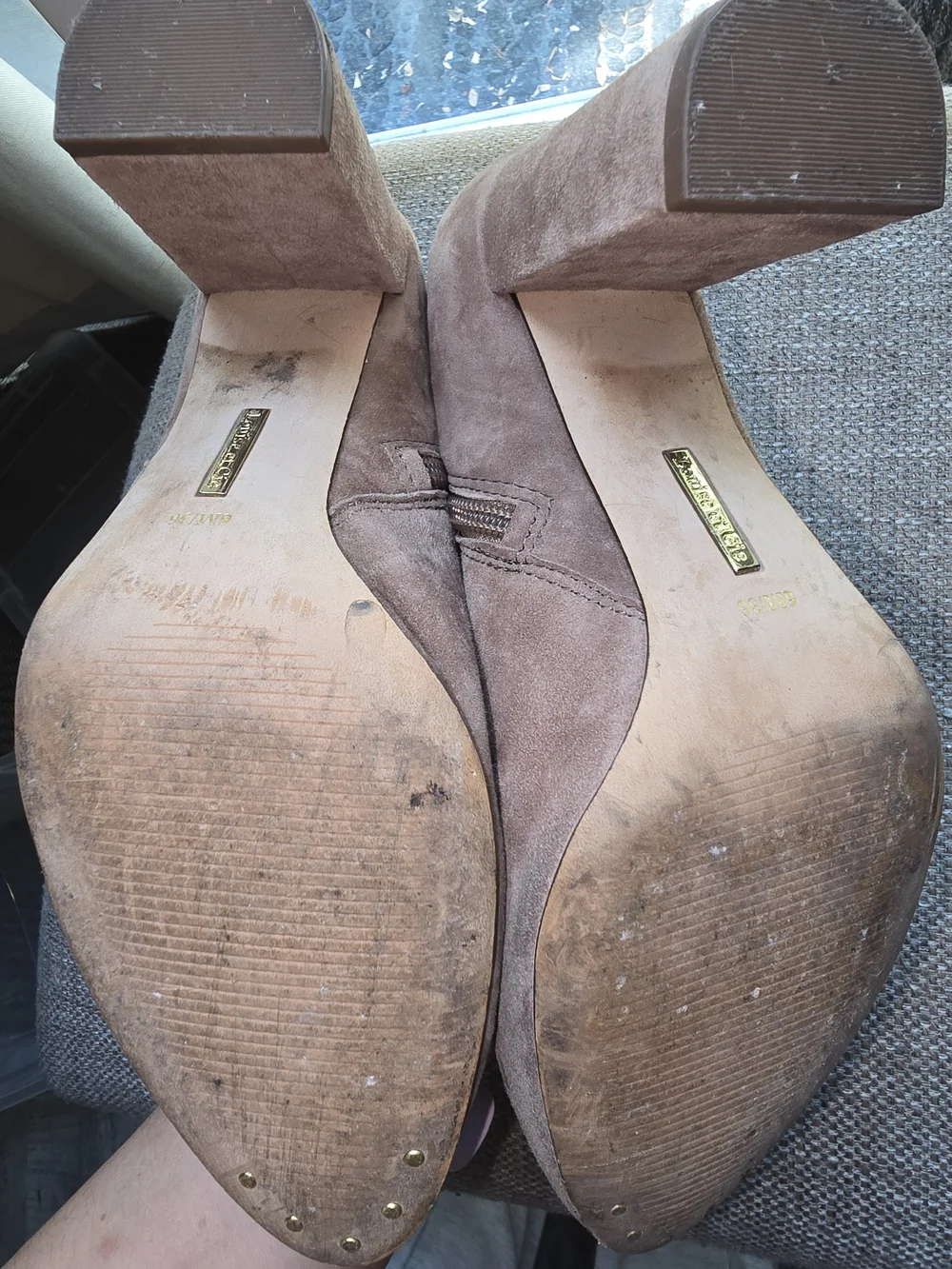 Louise et Cie Shayna Suede Block Heel Booties  Size 6/ 36.5